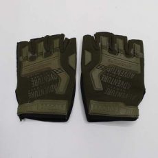 Gloves (32)