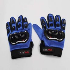 Gloves (4)