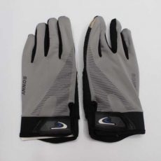 Gloves (71)